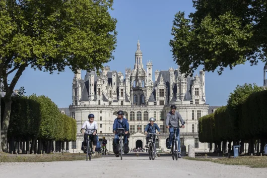 Cyclotouristes à Chambord
