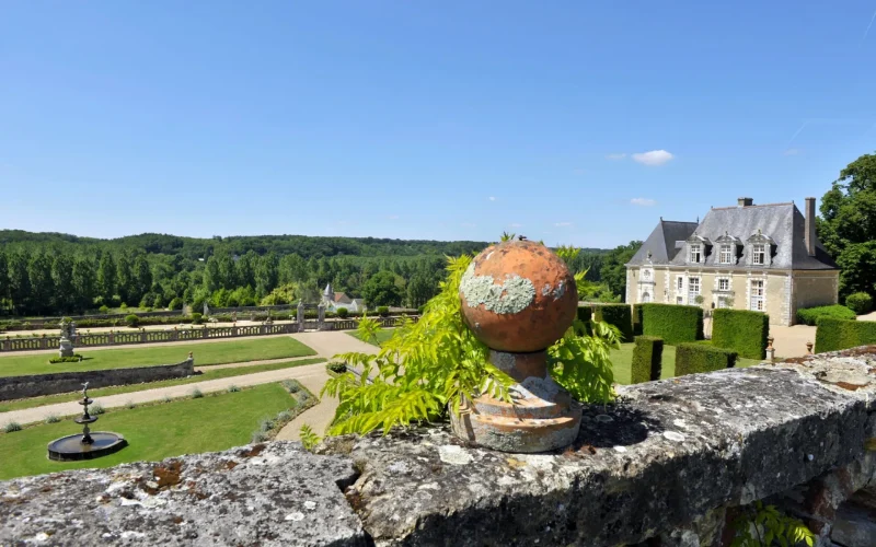 Vue sur les jardins depuis le chateau